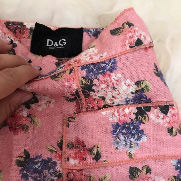 Dolce & Gabbana Linen Mini Skirt - Picture 3 of 6